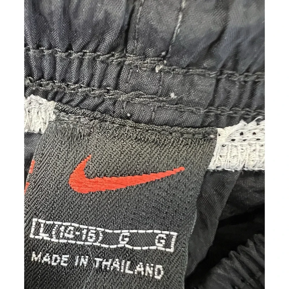 Nike product pair